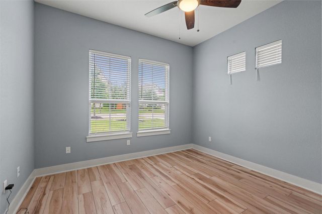 920 Hornsby HOLW, Leander, TX 78641