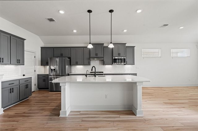 920 Hornsby HOLW, Leander, TX 78641