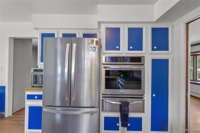 8522 Hampton, Grosse Ile, MI 48138