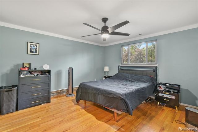 8522 Hampton, Grosse Ile, MI 48138