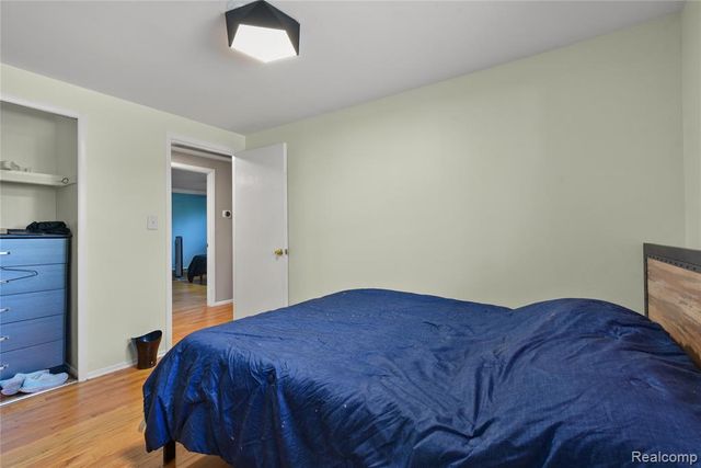 8522 Hampton, Grosse Ile, MI 48138