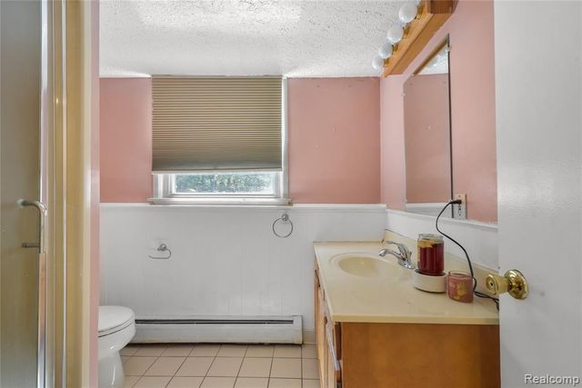 8522 Hampton, Grosse Ile, MI 48138