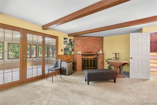 8522 Hampton, Grosse Ile, MI 48138