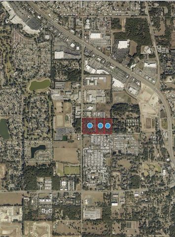 451 ROLLING ACRES ROAD, Lady Lake, FL 32159