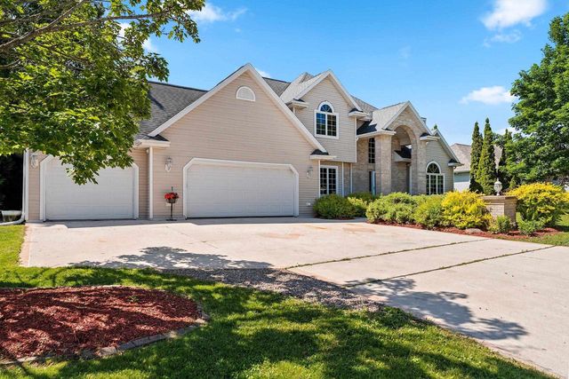 421 WOODROW COURT, Denmark, WI 54208