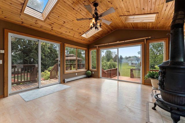 421 WOODROW COURT, Denmark, WI 54208