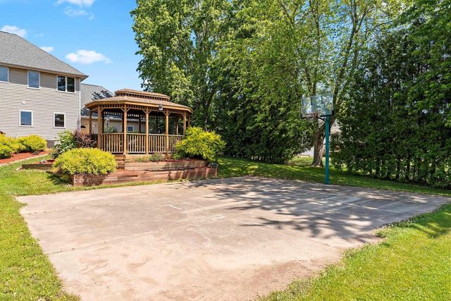 421 WOODROW COURT, Denmark, WI 54208