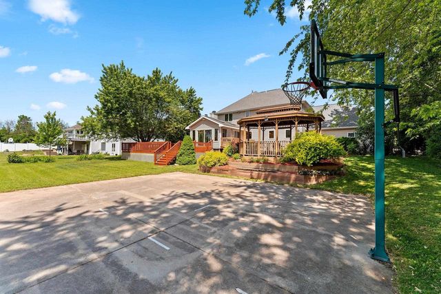 421 WOODROW COURT, Denmark, WI 54208