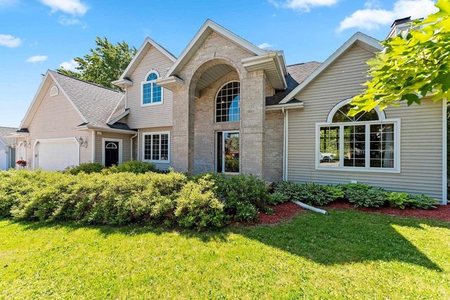 421 WOODROW COURT, Denmark, WI 54208