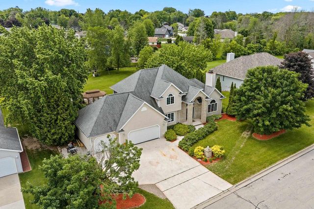 421 WOODROW COURT, Denmark, WI 54208