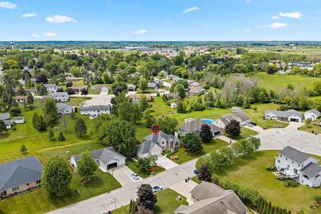 421 WOODROW COURT, Denmark, WI 54208