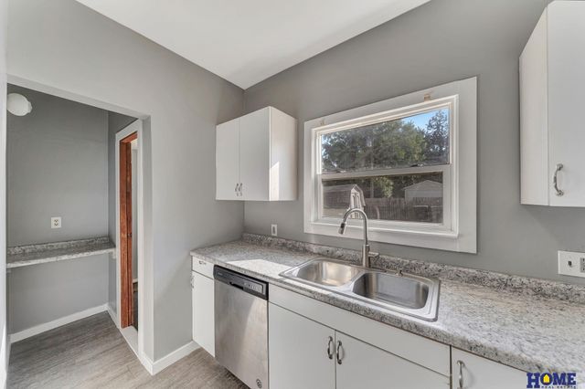 310 N 33rd Street, Lincoln, NE 68503