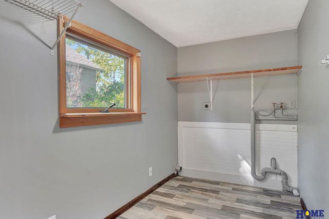 310 N 33rd Street, Lincoln, NE 68503