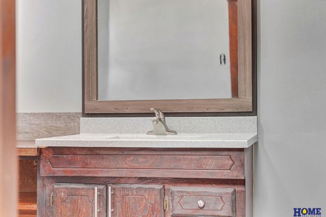 310 N 33rd Street, Lincoln, NE 68503