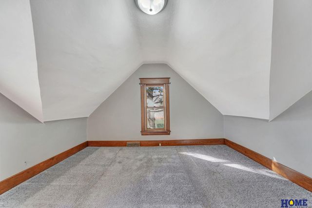 310 N 33rd Street, Lincoln, NE 68503