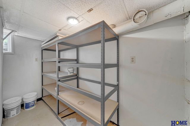 310 N 33rd Street, Lincoln, NE 68503