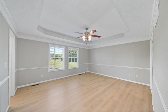 14637 Crystal Place, Grandview, MO 64030