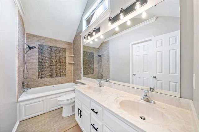 14637 Crystal Place, Grandview, MO 64030