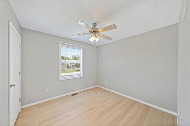 14637 Crystal Place, Grandview, MO 64030