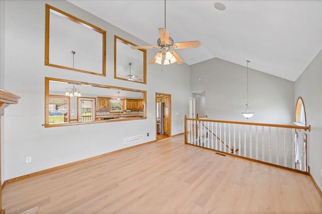 14637 Crystal Place, Grandview, MO 64030
