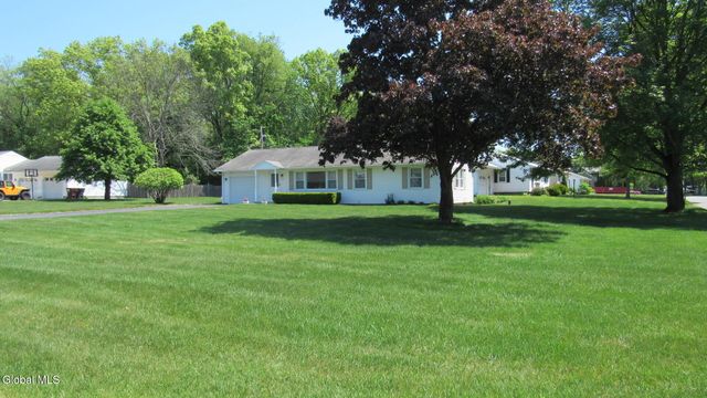 8 Spruce Street, Hudson Falls, NY 12839
