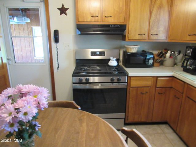 8 Spruce Street, Hudson Falls, NY 12839