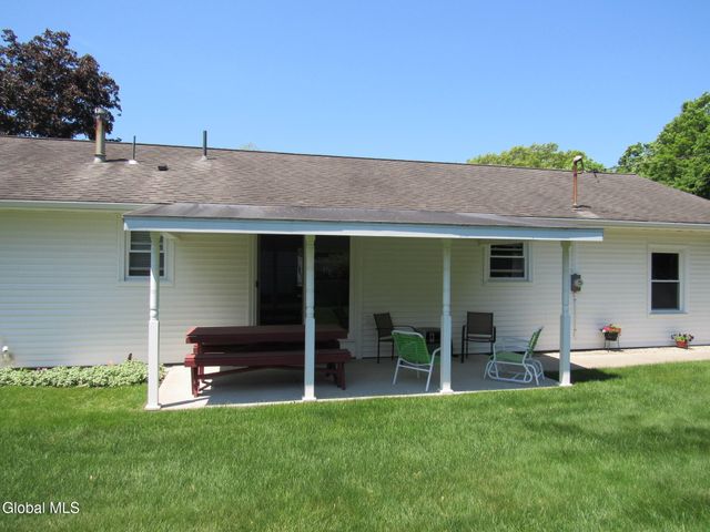 8 Spruce Street, Hudson Falls, NY 12839