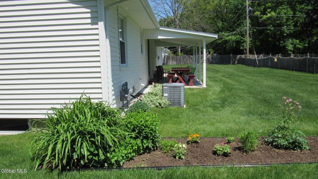8 Spruce Street, Hudson Falls, NY 12839