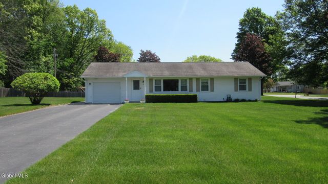 8 Spruce Street, Hudson Falls, NY 12839