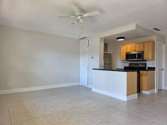 815 Middle River Drive 117, Fort Lauderdale, FL 33304