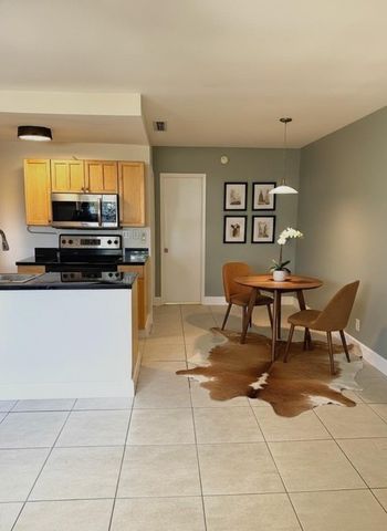 815 Middle River Drive 117, Fort Lauderdale, FL 33304