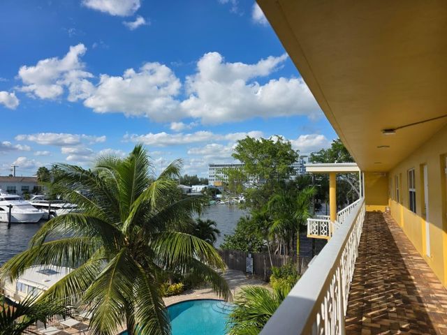 815 Middle River Drive 117, Fort Lauderdale, FL 33304