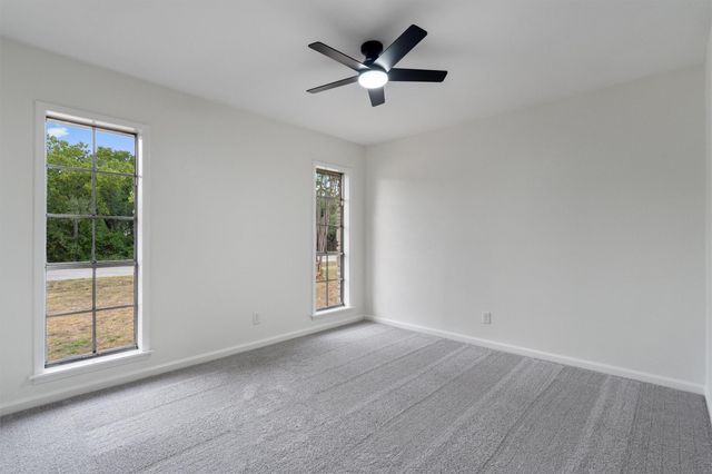 1007 Tanglewood ST, Round Rock, TX 78681