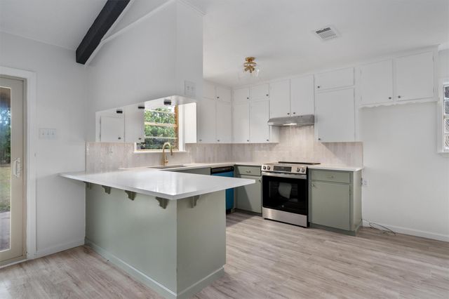1007 Tanglewood ST, Round Rock, TX 78681