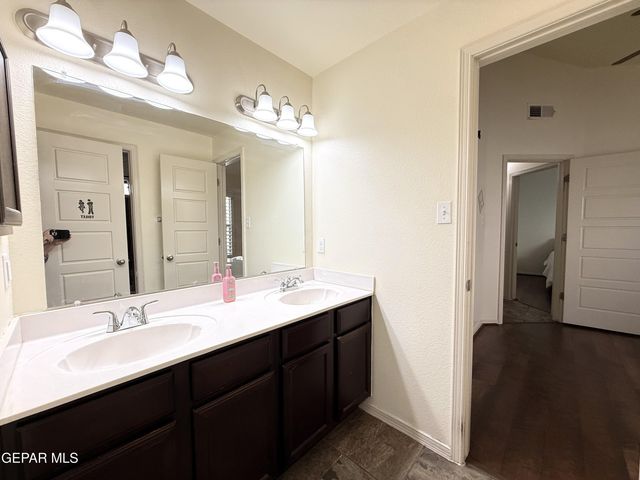 4933 COPPER RANCH Avenue, El Paso, TX 79934