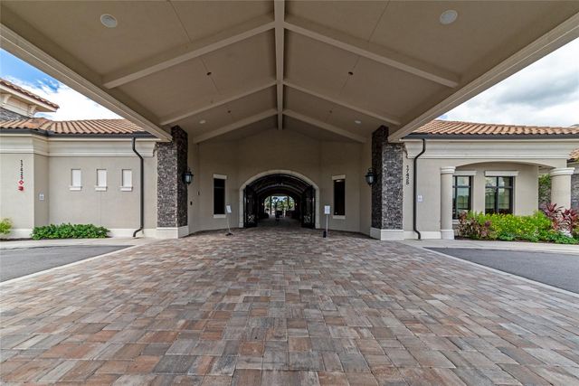 17810 GAWTHROP DRIVE 305, Bradenton, FL 34211