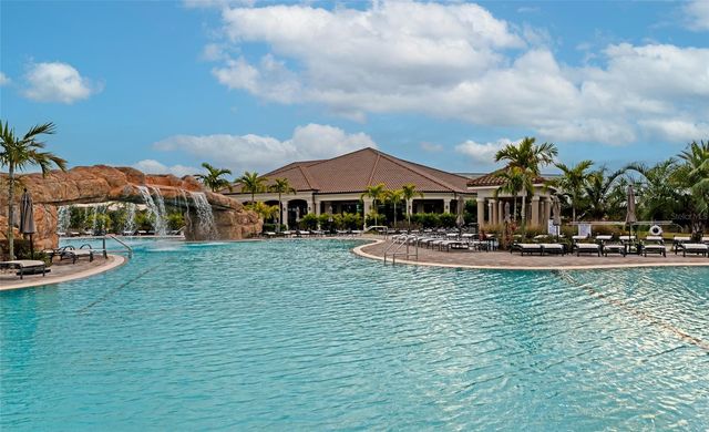 17810 GAWTHROP DRIVE 305, Bradenton, FL 34211