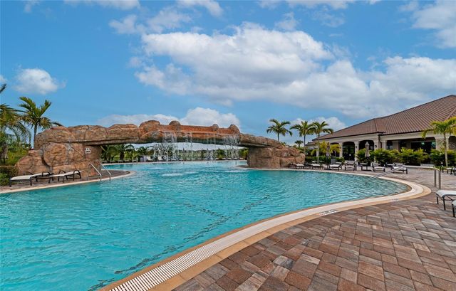 17810 GAWTHROP DRIVE 305, Bradenton, FL 34211