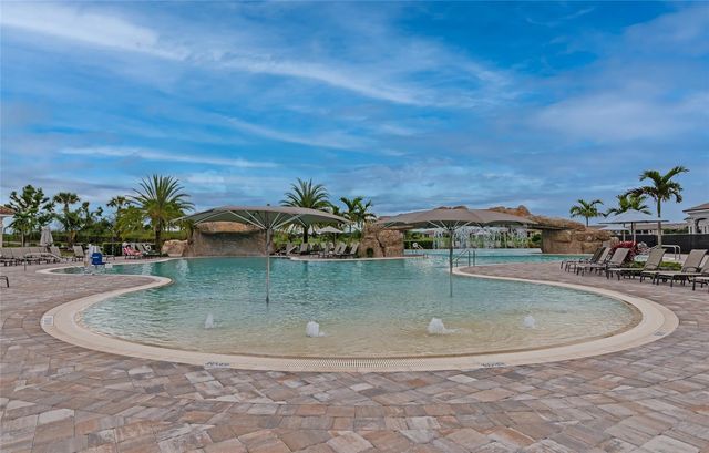 17810 GAWTHROP DRIVE 305, Bradenton, FL 34211