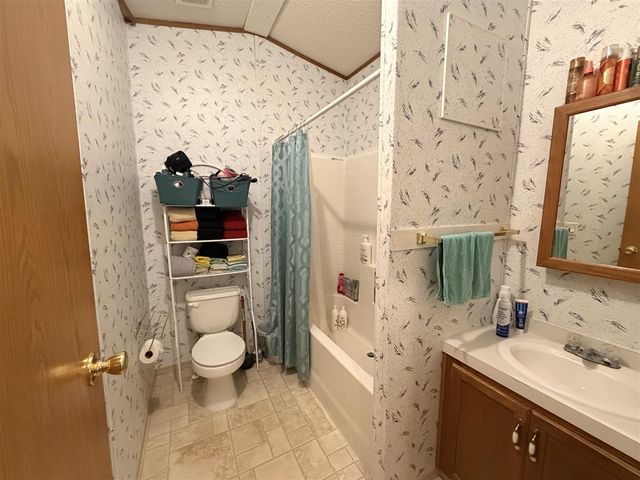 547 E Clam Court, Newaygo, MI 49337