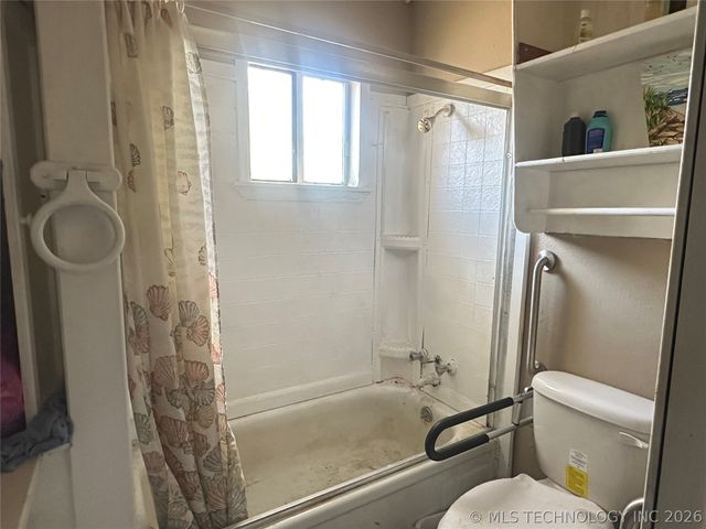 24215 B Street, Schulter, OK 74437