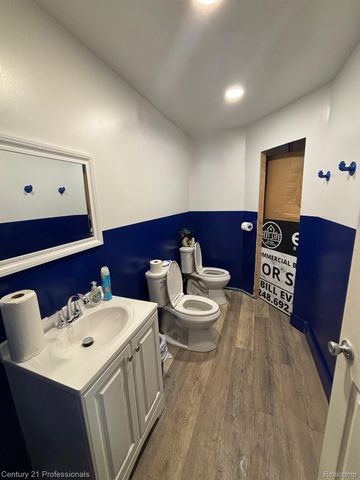 1647 E 7 Mile Road, Detroit, MI 48203