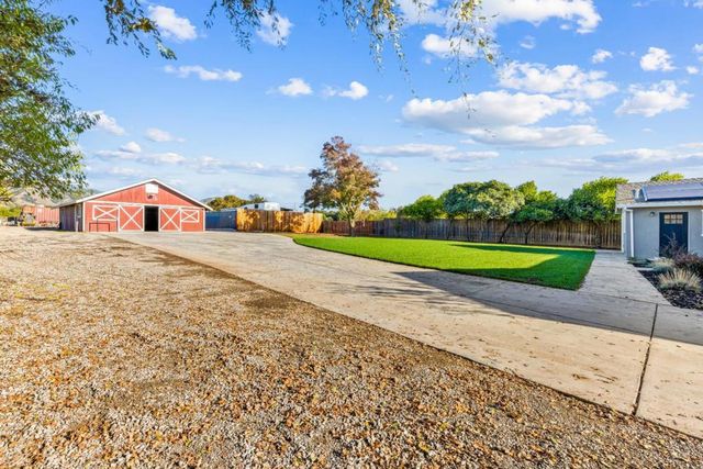 11840 Foothill Avenue, Gilroy, CA 95020