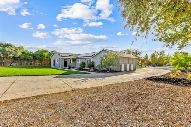 11840 Foothill Avenue, Gilroy, CA 95020