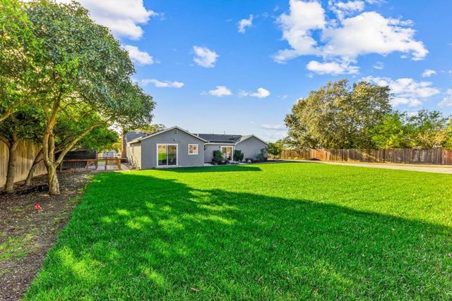 11840 Foothill Avenue, Gilroy, CA 95020