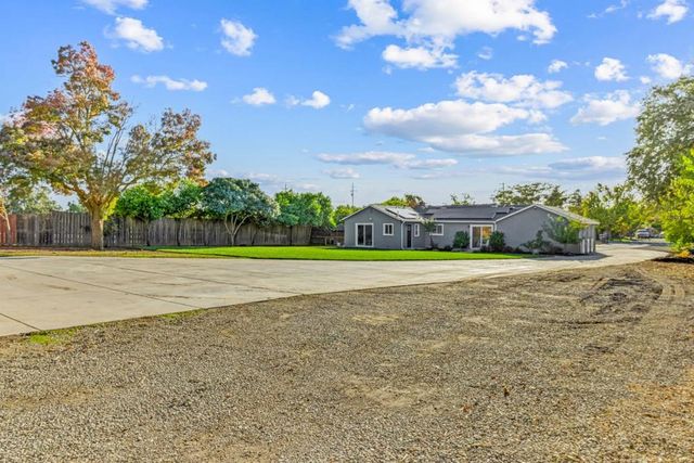 11840 Foothill Avenue, Gilroy, CA 95020