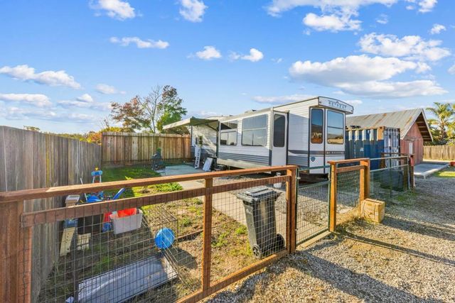 11840 Foothill Avenue, Gilroy, CA 95020