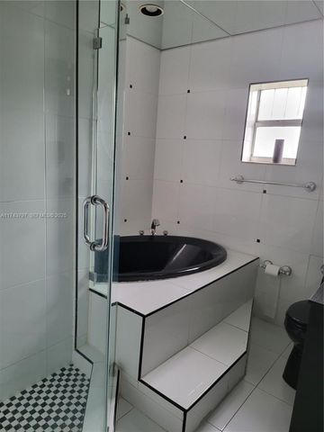 6771 NW 199th Terrace, Hialeah, FL 33015