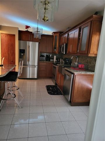 6771 NW 199th Terrace, Hialeah, FL 33015