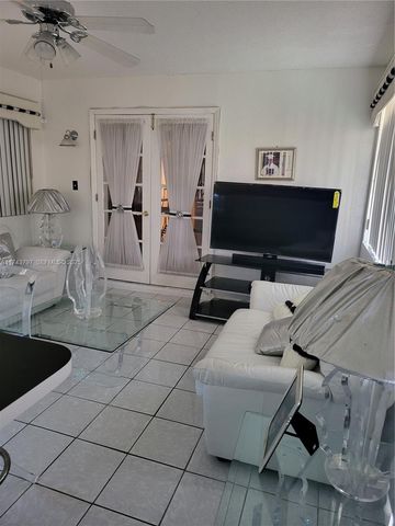 6771 NW 199th Terrace, Hialeah, FL 33015